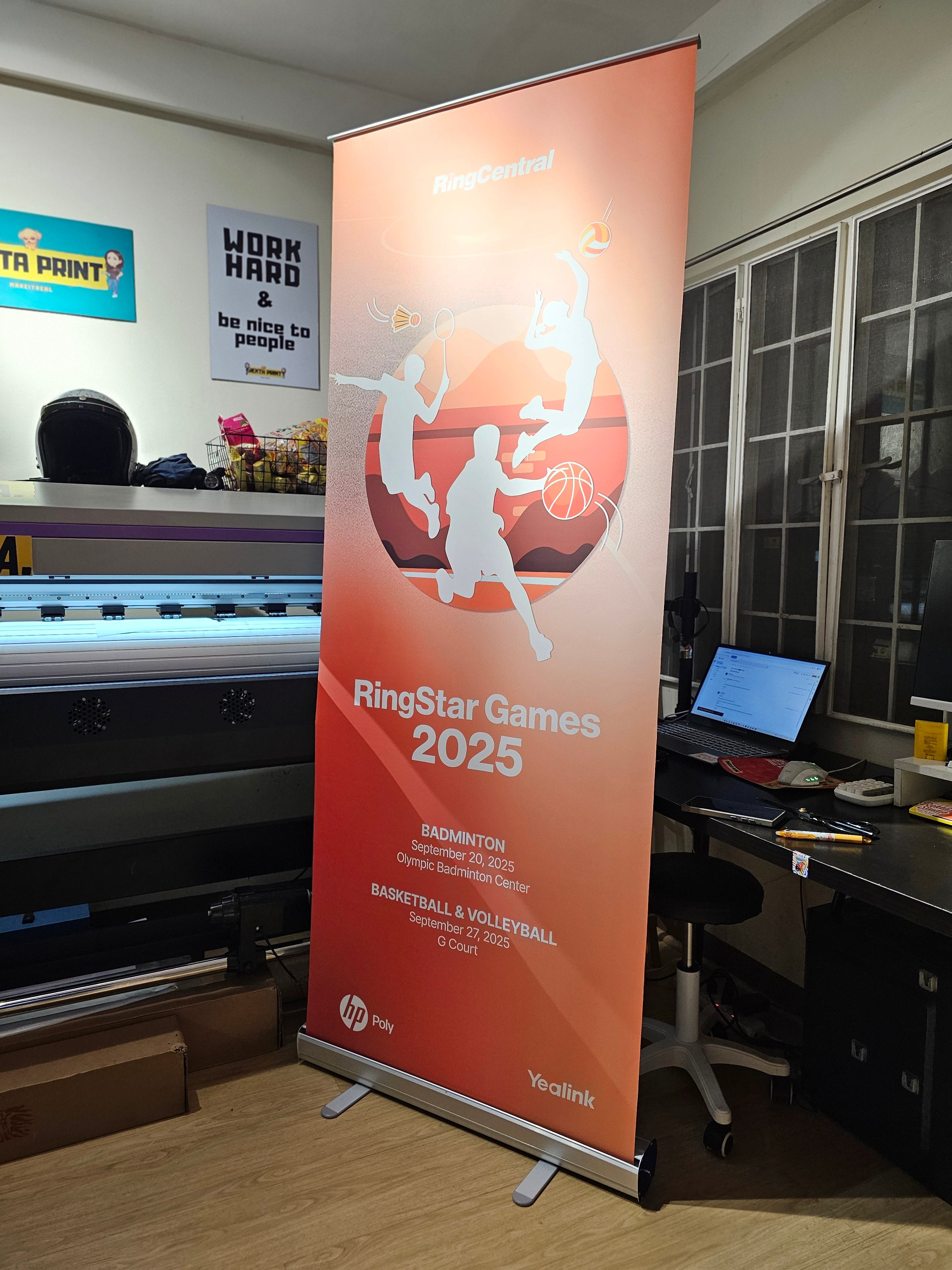 Roll-up Banner