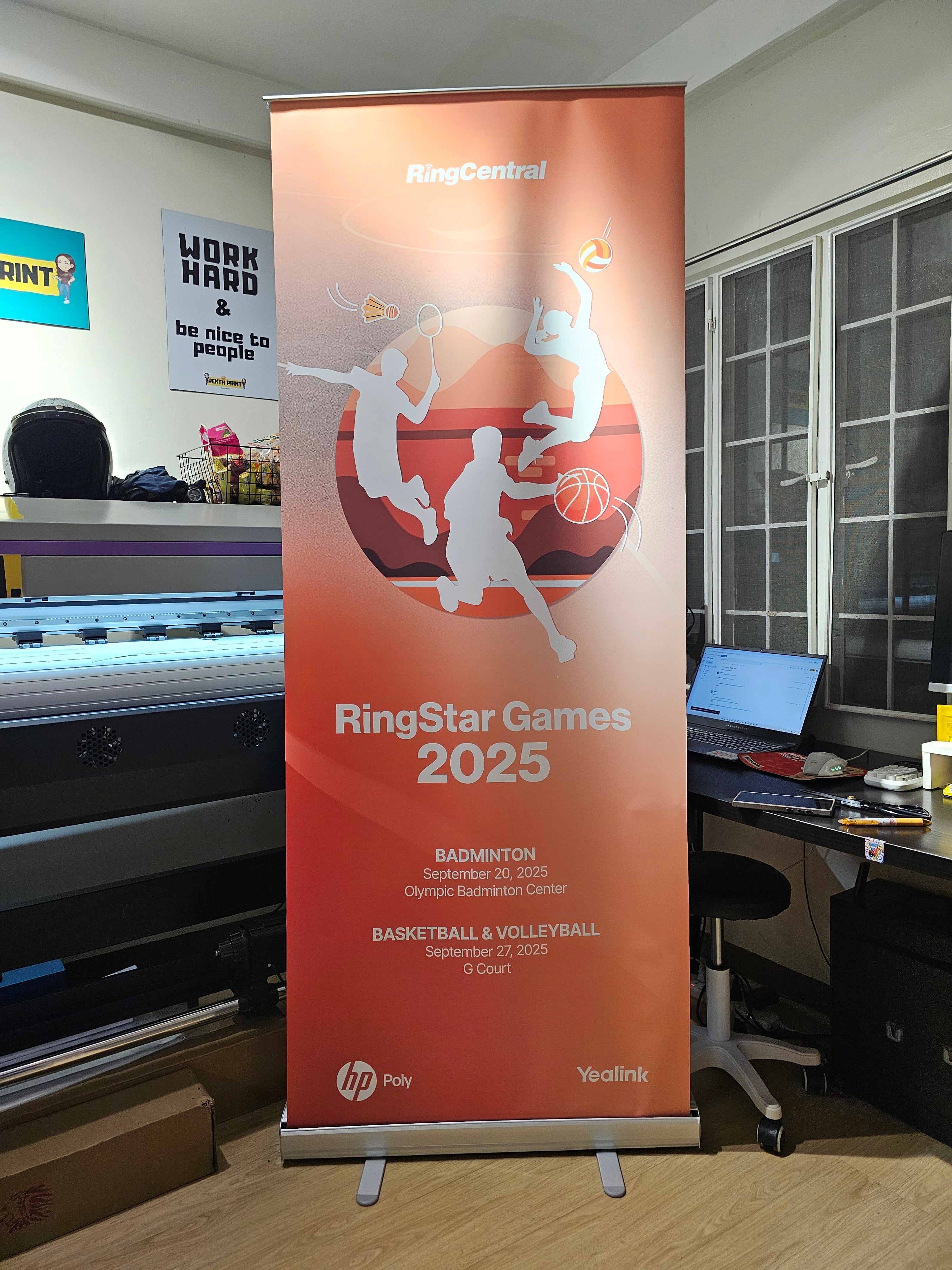 Roll-up Banner